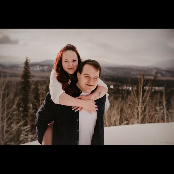 Meet your Posher - Picture 2 of 3